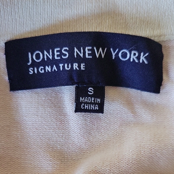 Jones New York Signature Silk Blend Fuscia Floral L/S V-Neck Cardigan - Picture 8 of 8